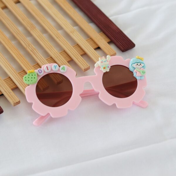 Kids customisable sunglasses pink color
